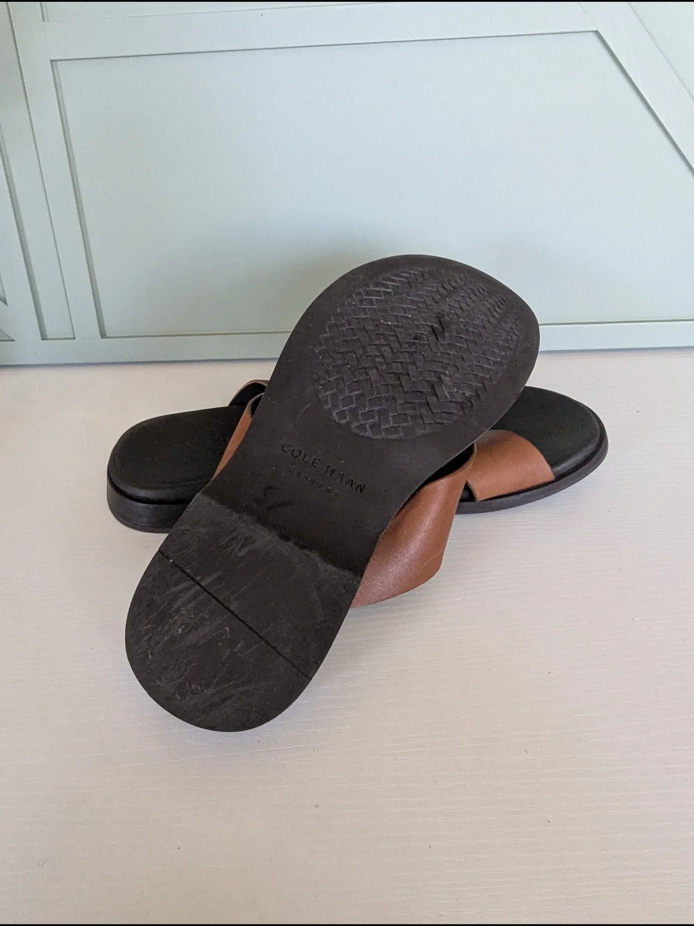 Cole Haan Men's Goldwyn2.0 Crisscross Sandals in the British Tan Smooth